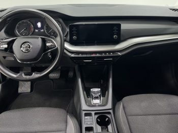 Skoda Octavia Break 1.5 TSI mHEV DSG completo