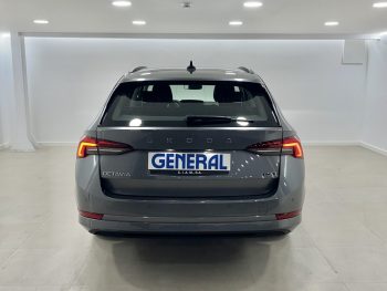 Skoda Octavia Break 1.5 TSI mHEV DSG completo