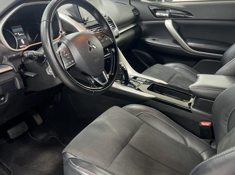 Mitsubishi Eclipse Cross 2.4 PHEV eMotion completo