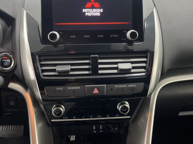 Mitsubishi Eclipse Cross 2.4 PHEV eMotion completo