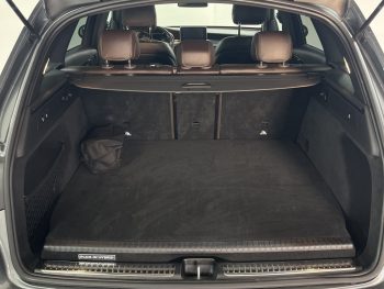 Mercedes-Benz GLC 350 e AMG Line 4-Matic completo