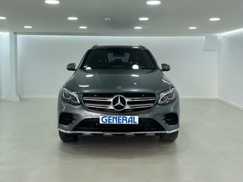 Mercedes-Benz GLC 350 e AMG Line 4-Matic completo