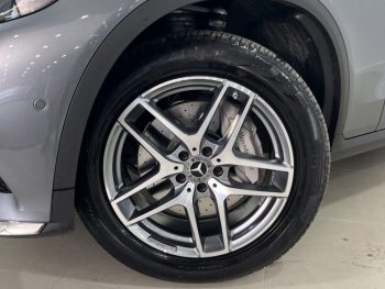 Mercedes-Benz GLC 350 e AMG Line 4-Matic completo