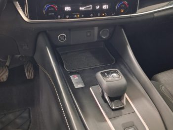 Nissan Qashqai 1.3 DIG-T N-Connecta LED+SKY Xtronic completo