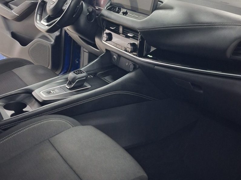 Nissan Qashqai 1.3 DIG-T N-Connecta LED+SKY Xtronic completo