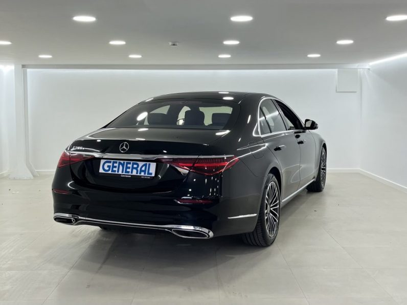 Mercedes-Benz S 580 e completo