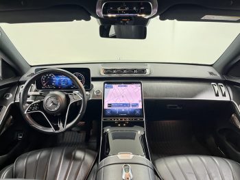 Mercedes-Benz S 580 e completo