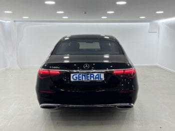 Mercedes-Benz S 580 e completo
