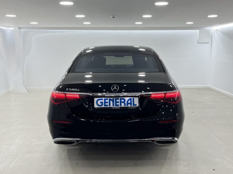Mercedes-Benz S 580 e completo