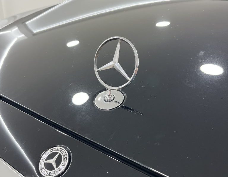 Mercedes-Benz S 580 e completo