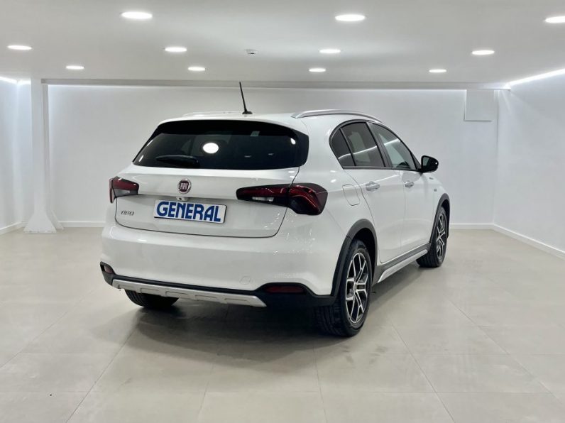 FIAT TIPO CROSS 1.3 MJET CITY LIFE completo