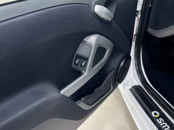 Smart ForTwo Coupé 1.0 mhd Passion 71 completo