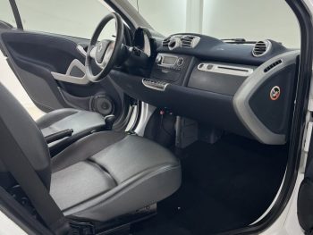 Smart ForTwo Coupé 1.0 mhd Passion 71 completo