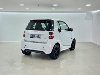 Smart ForTwo Coupé 1.0 mhd Passion 71 completo