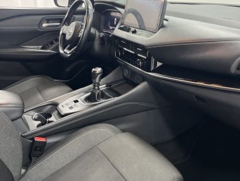 Nissan Qashqai 1.3 DIG-T N-Connecta LED+SKY completo
