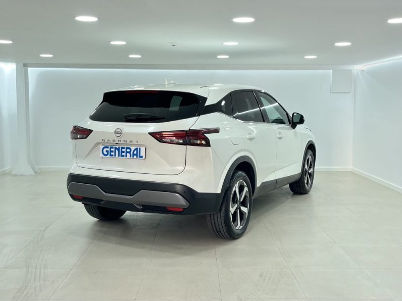 Nissan Qashqai 1.3 DIG-T N-Connecta LED completo