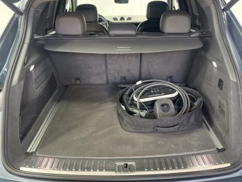 Porsche Cayenne E-Hybrid completo