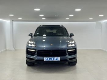 Porsche Cayenne E-Hybrid completo
