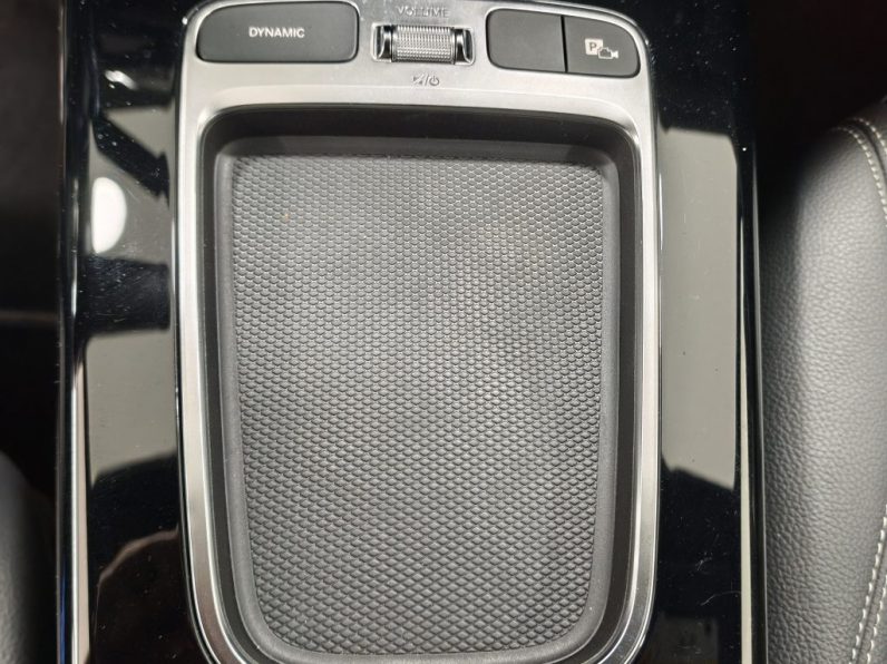 Mercedes-Benz A 200 Standard DCT completo