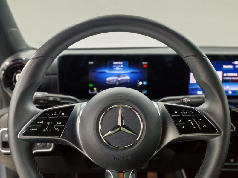 Mercedes-Benz A 200 Standard DCT completo