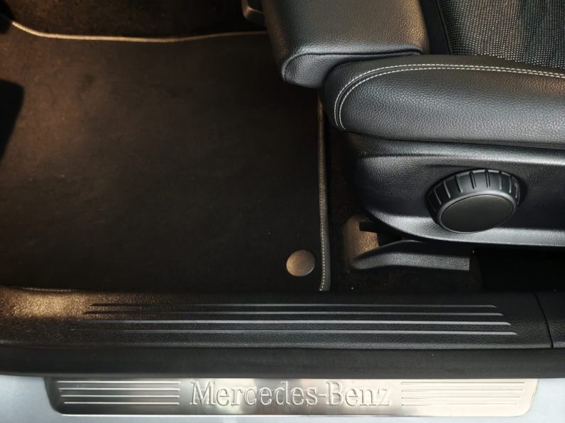 Mercedes-Benz A 200 Standard DCT completo