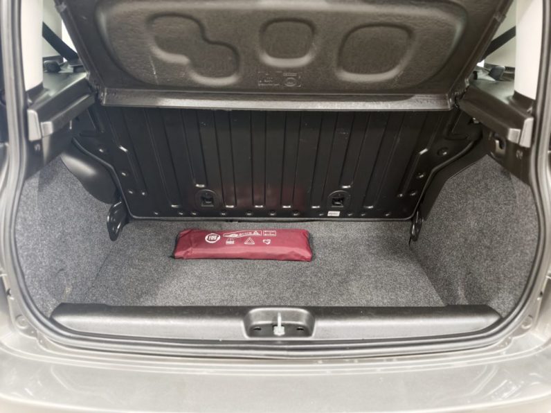 Fiat Panda 1.0 Hybrid completo