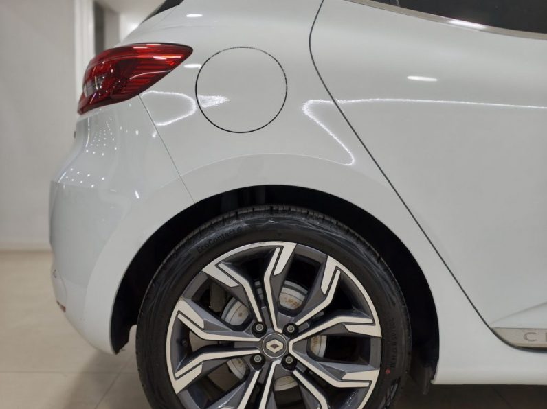 Renault Clio 1.6 E-Tech Intens completo