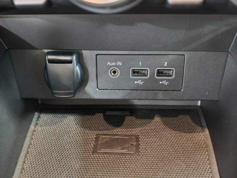 Renault Clio 1.6 E-Tech Intens completo