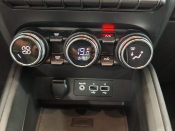 Renault Clio 1.6 E-Tech Intens completo