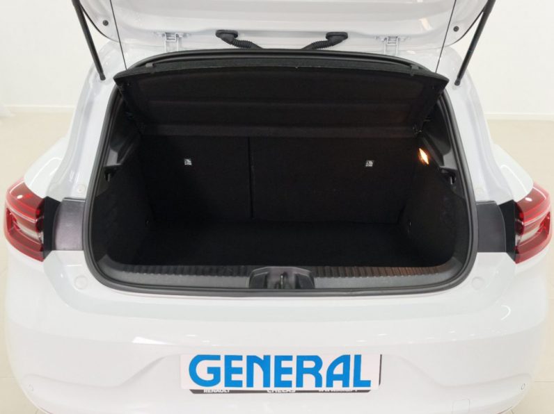 Renault Clio 1.6 E-Tech Intens completo