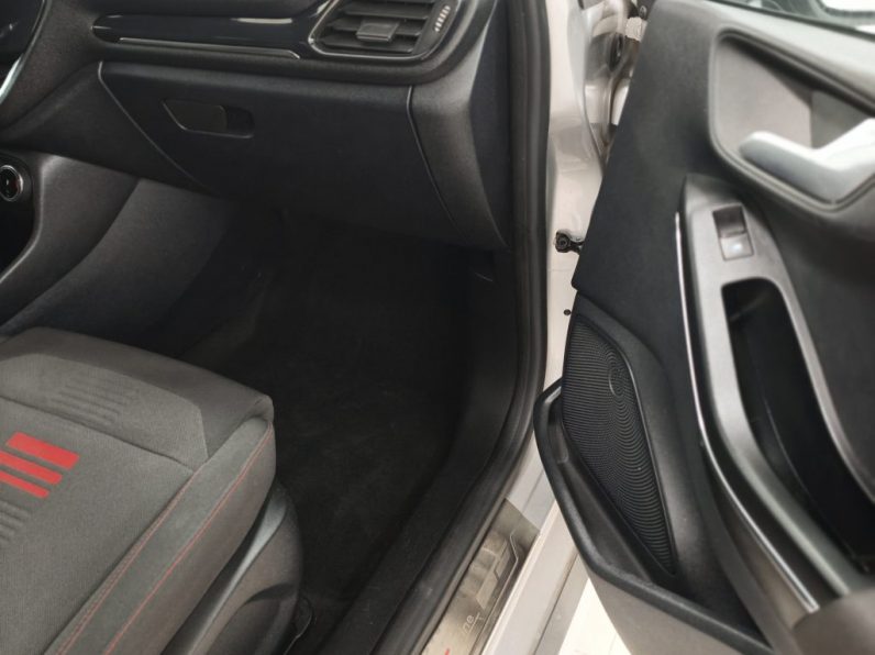 Ford Fiesta 1.0 EcoBoost ST-Line completo