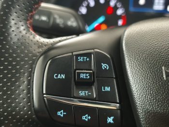 Ford Fiesta 1.0 EcoBoost ST-Line completo