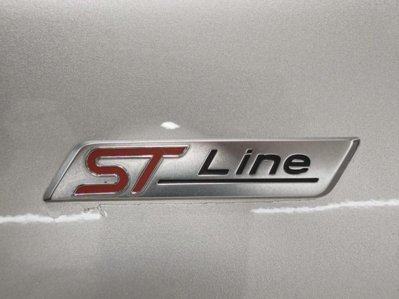 Ford Fiesta 1.0 EcoBoost ST-Line completo