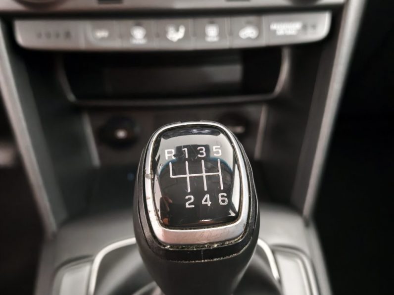 Hyundai Kauai 1.6 CRDi Premium completo