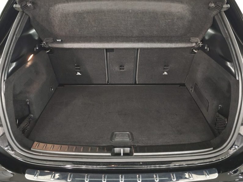 Mercedes-Benz GLA 200 Progressive completo