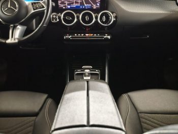 Mercedes-Benz GLA 200 Progressive completo