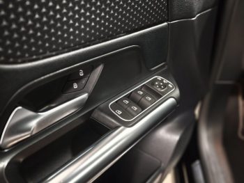 Mercedes-Benz GLA 200 Progressive completo