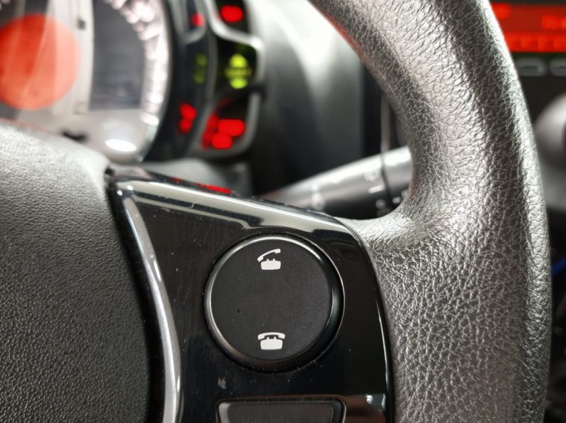 Citroën C1 1.0 VTi Feel completo