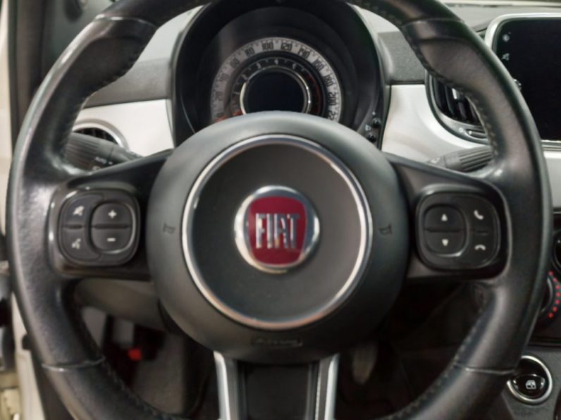 Fiat 500C 1.0 Hybrid Connect completo