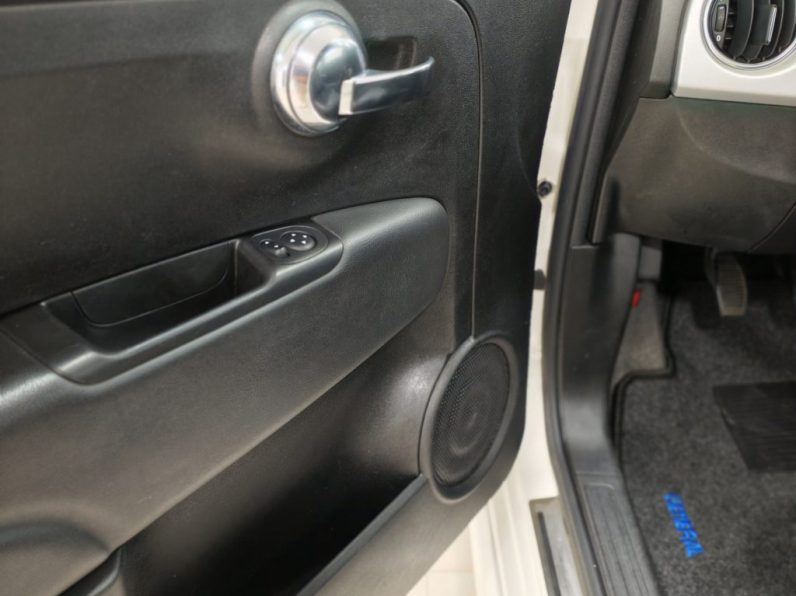 Fiat 500C 1.0 Hybrid Connect completo