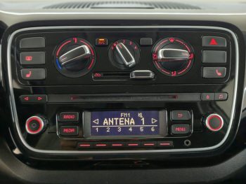 VW Up! 1.0 Move Auto completo