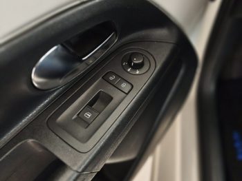 VW Up! 1.0 Move Auto completo