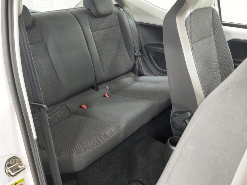 VW Up! 1.0 Move Auto completo
