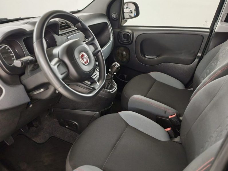 Fiat Panda 1.2 Easy J15 S&S completo