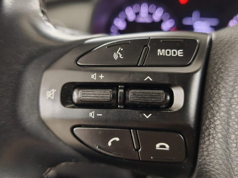 Kia Stonic 1.2 Dynamic completo