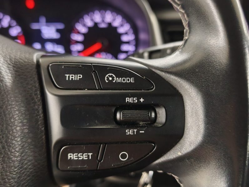 Kia Stonic 1.2 Dynamic completo