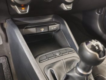 Kia Stonic 1.2 Dynamic completo