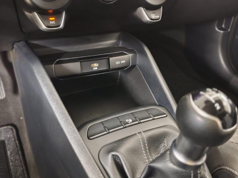 Kia Stonic 1.2 Dynamic completo