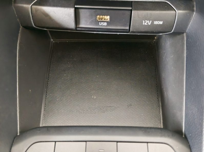 Kia Stonic 1.2 Dynamic completo