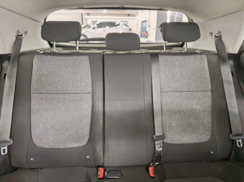 Kia Stonic 1.2 Dynamic completo
